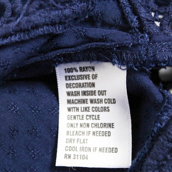 Crown & Ivy Petite Blue Lace Trim Blouse - Size PXL - Picture 7 of 9